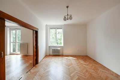 Zrekonstruovaný byt 3+1 s balkónem, 103 m², Praha 6 Vokovice